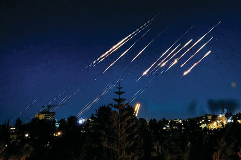 ایران با آمریکا جنگید